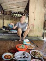 /album/fotogaleria-mentawai-ostrov-ludozrutov-zajazd-vy-a-my/mentaway-siberut-zajazd-jamajkanita-13-jpg/